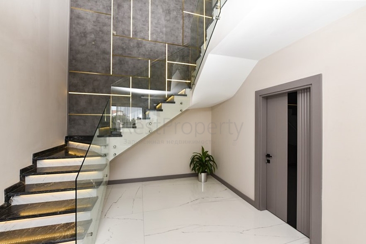 Villen im neuen Komplex des Bezirks Kargicak