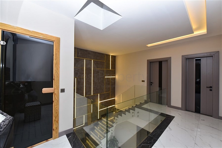 Villen im neuen Komplex des Bezirks Kargicak