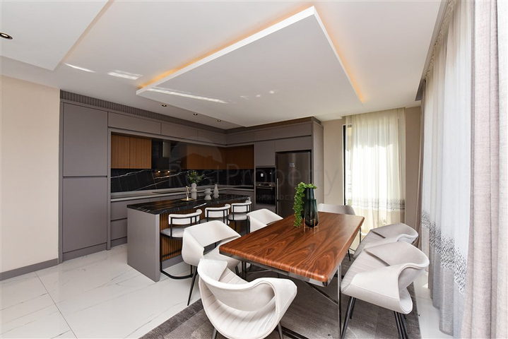 Villen im neuen Komplex des Bezirks Kargicak