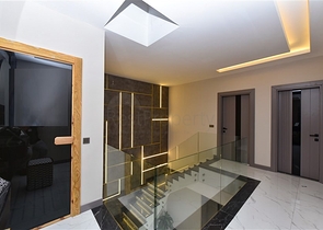 Villen im neuen Komplex des Bezirks Kargicak