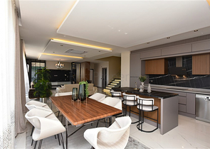 Villen im neuen Komplex des Bezirks Kargicak