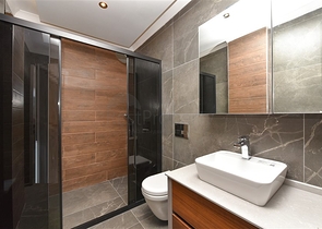 Villen im neuen Komplex des Bezirks Kargicak