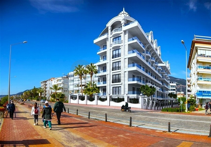 Luxuriöses 4+1 Penthouse mit Panoramablick auf das Meer im Zentrum von Alanya