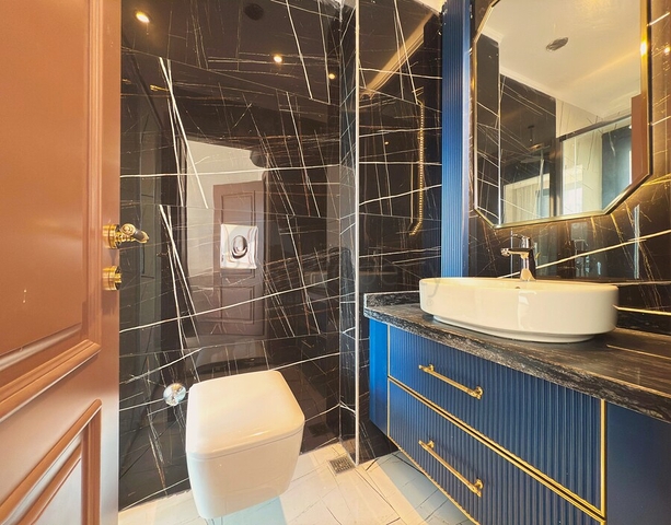 2+1 Wohnung mit direkter Nähe zum Meer in der Nähe von Oba