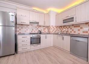 2+1 Apartment mit Meerblick in der Gegend von Cikcilli/Alanya