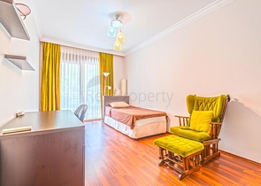 3+1 Wohnung mit separater Küche in einem der besten Komplexe von Alanya