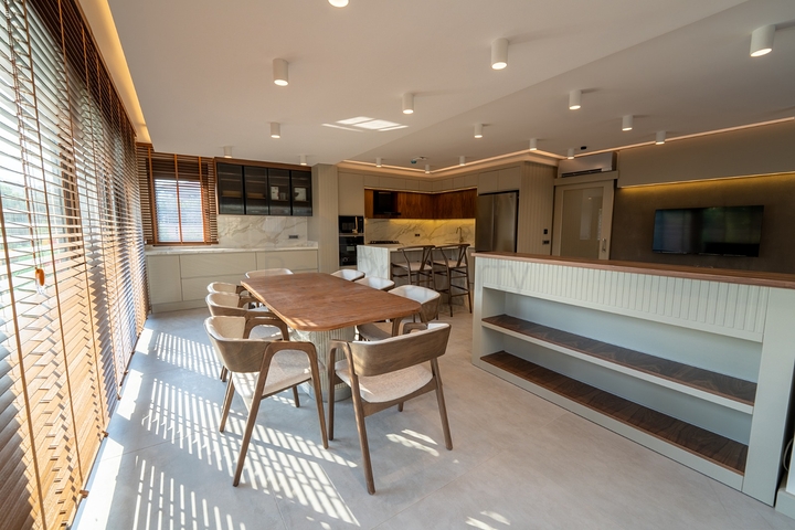 Zum Verkauf выставленны индевидуальные Villa Schnitt 4+1 in der Gegend von Kemer - Antalya 