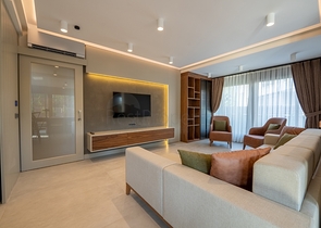 Zum Verkauf выставленны индевидуальные Villa Schnitt 4+1 in der Gegend von Kemer - Antalya 