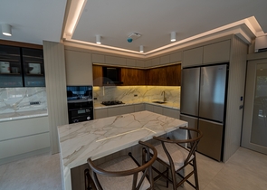 Zum Verkauf выставленны индевидуальные Villa Schnitt 4+1 in der Gegend von Kemer - Antalya 