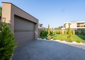 Zum Verkauf выставленны индевидуальные Villa Schnitt 4+1 in der Gegend von Kemer - Antalya 