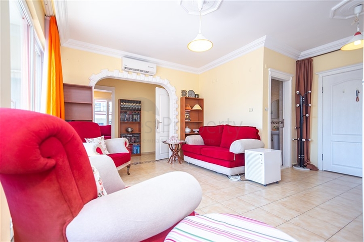 Geräumige Wohnung in komfortabler Lage / Oba - Alanya