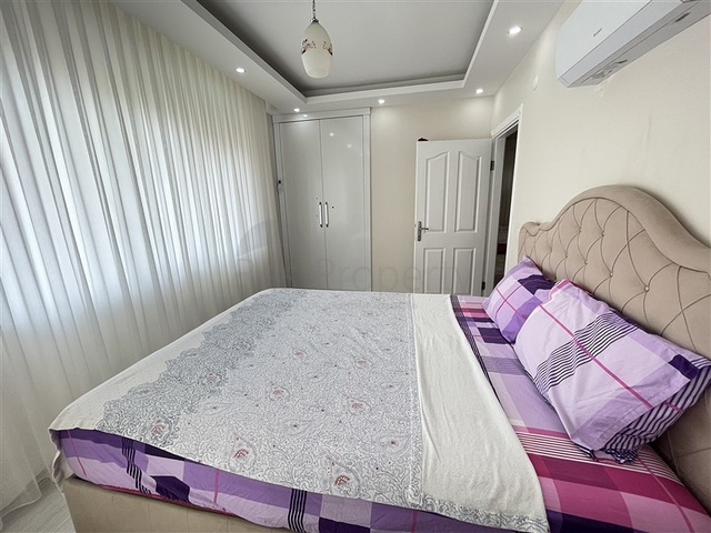 Geräumiges Penthouse in Djikcilli mit Meerblick