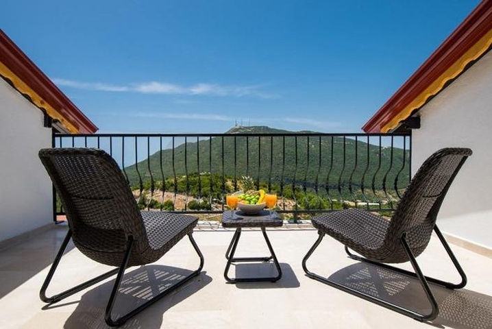 Zum Verkauf stehen zwei Villen im Stadtteil Kas Antalya  Zum Verkauf stehen zwei Villen im Stadtteil Kas Antalya