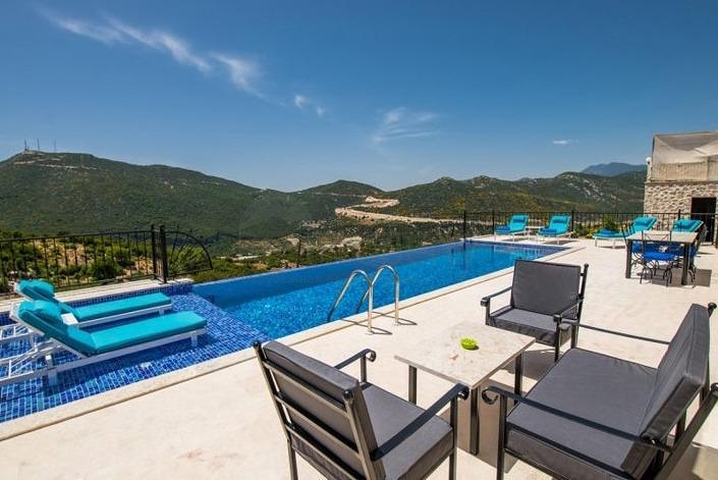 Zum Verkauf stehen zwei Villen im Stadtteil Kas Antalya  Zum Verkauf stehen zwei Villen im Stadtteil Kas Antalya