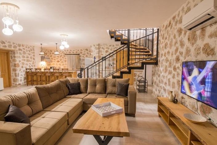 Zum Verkauf stehen zwei Villen im Stadtteil Kas Antalya  Zum Verkauf stehen zwei Villen im Stadtteil Kas Antalya