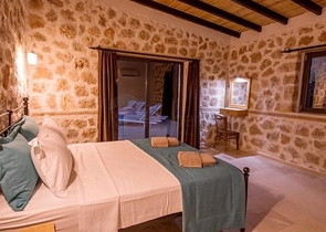 Zum Verkauf stehen zwei Villen im Stadtteil Kas Antalya  Zum Verkauf stehen zwei Villen im Stadtteil Kas Antalya