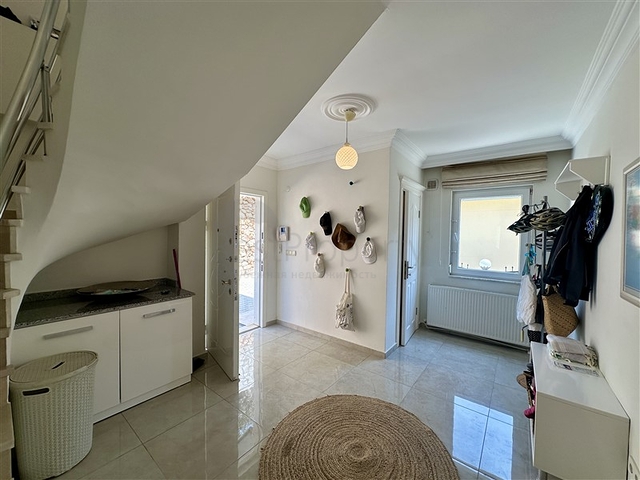 Geräumige Villa mit Panoramablick auf das Meer in Alanya