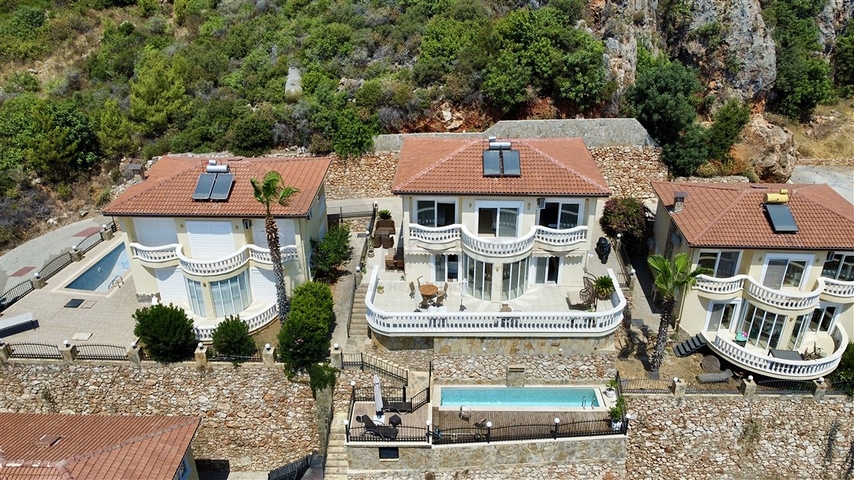Geräumige Villa mit Panoramablick auf das Meer in Alanya