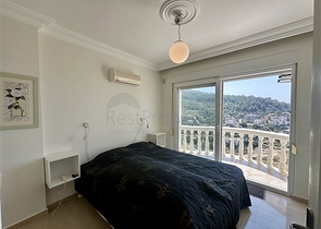 Geräumige Villa mit Panoramablick auf das Meer in Alanya
