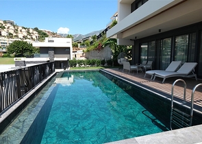 Moderne Villa mit Panoramablick auf das Meer in Kargicak
