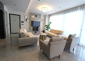 Moderne Villa mit Panoramablick auf das Meer in Kargicak