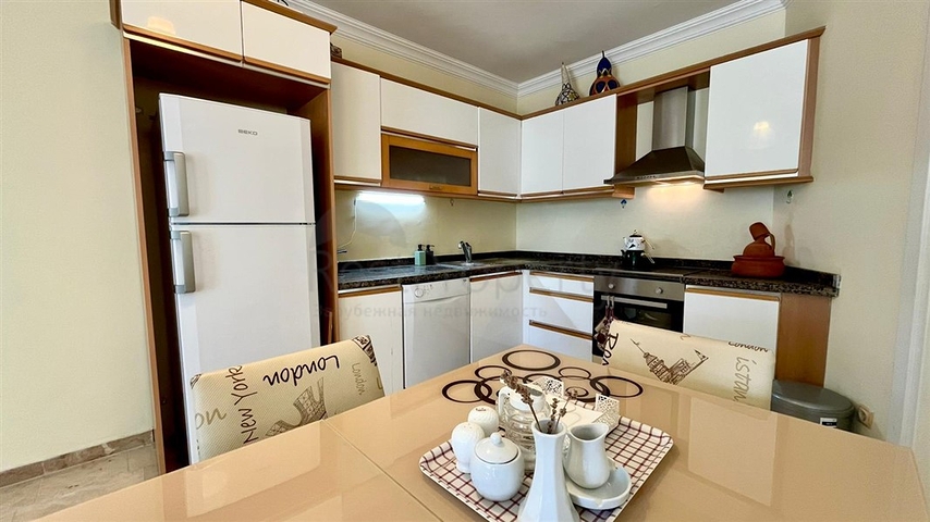 Geräumige 2+1-Wohnung mit Pool und entwickelter Infrastruktur im Zentrum von Mahmutlar