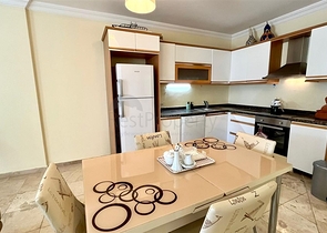 Geräumige 2+1-Wohnung mit Pool und entwickelter Infrastruktur im Zentrum von Mahmutlar