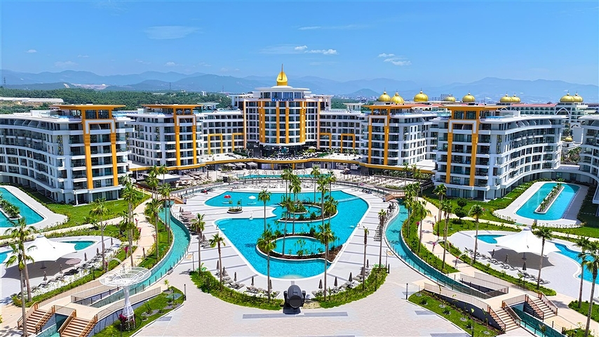 Moderne 2+1-Wohnung in einer neuen Wohnanlage am Meer im Stadtteil Türkler