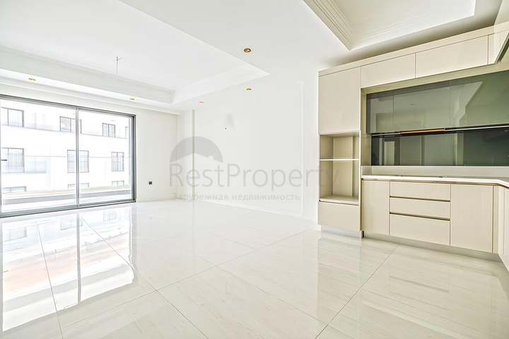 Moderne 2+1-Wohnung in einer neuen Wohnanlage am Meer im Stadtteil Türkler