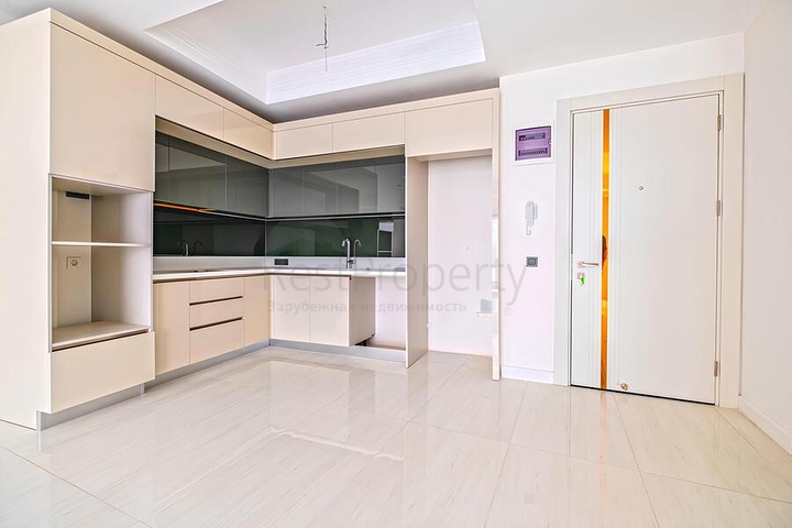 Moderne 2+1-Wohnung in einer neuen Wohnanlage am Meer im Stadtteil Türkler