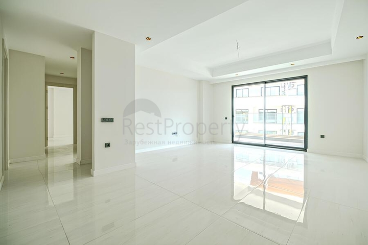 Moderne 2+1-Wohnung in einer neuen Wohnanlage am Meer im Stadtteil Türkler