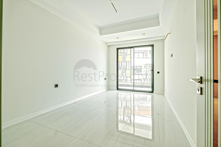 Moderne 2+1-Wohnung in einer neuen Wohnanlage am Meer im Stadtteil Türkler