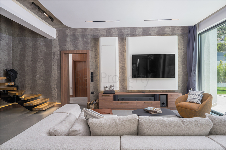 Stilvolle 5+1 Villa in Fethiye 