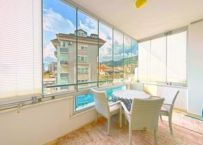 Helle möblierte Wohnung für Langzeitmiete in Dschikkilli