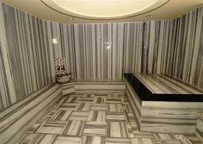 Helle möblierte Wohnung für Langzeitmiete in Dschikkilli