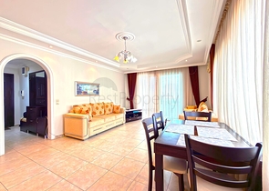 Helle möblierte Wohnung für Langzeitmiete in Dschikkilli