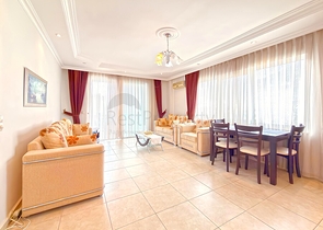 Helle möblierte Wohnung für Langzeitmiete in Dschikkilli