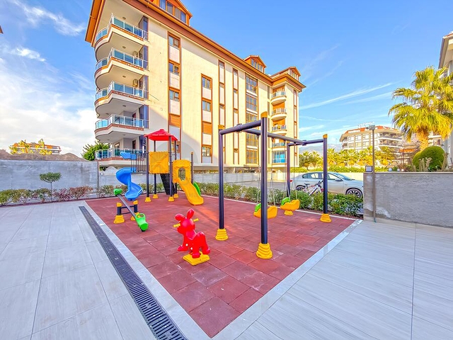 2+1 Penthouse mit Terrasse im Stadtteil Kestel