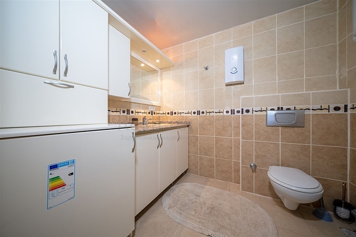 Geräumiges 4+1 Penthouse mit Terrasse im Stadtteil Tosmur