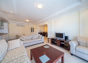 Geräumiges 4+1 Penthouse mit Terrasse im Stadtteil Tosmur