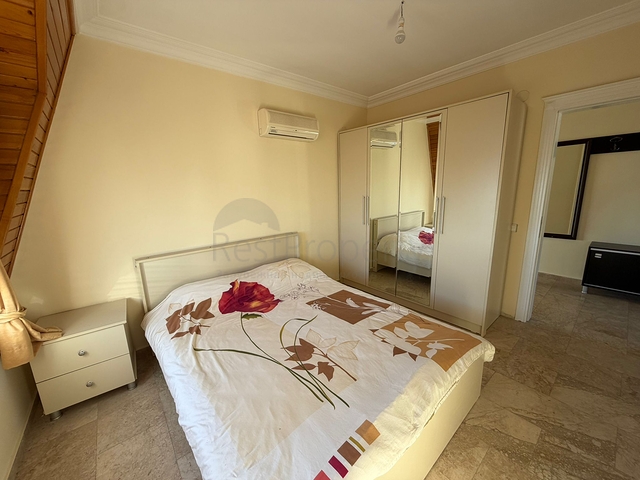 Möblierte 2+1-Wohnung mit kompletter Infrastruktur des Komplexes